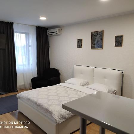 Апартаменты Studio In The Center Кишинёв Экстерьер фото