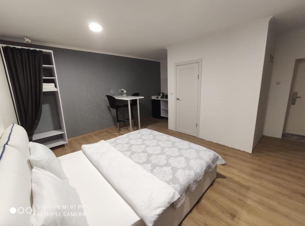 Апартаменты Studio In The Center Кишинёв Экстерьер фото